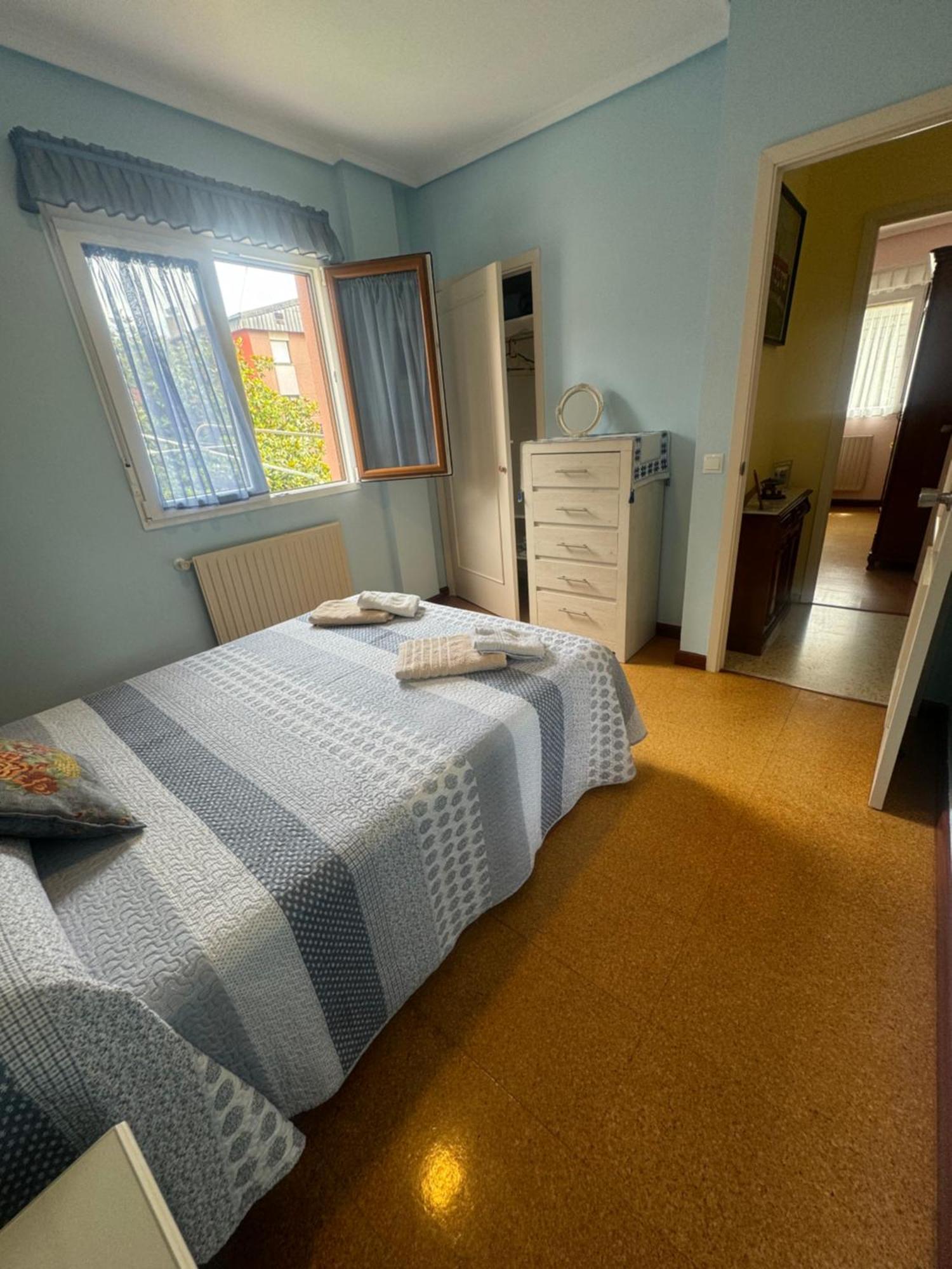 Apartamento En Llanes Con Plaza De Garaje Cubierta Exterior foto